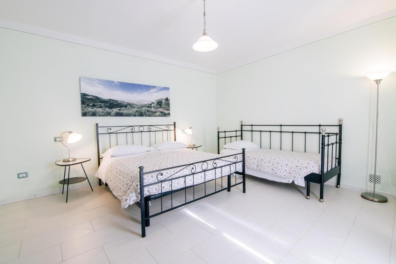 Holiday Home Il Borgo Degli Agrumi Uzzano Kültér fotó