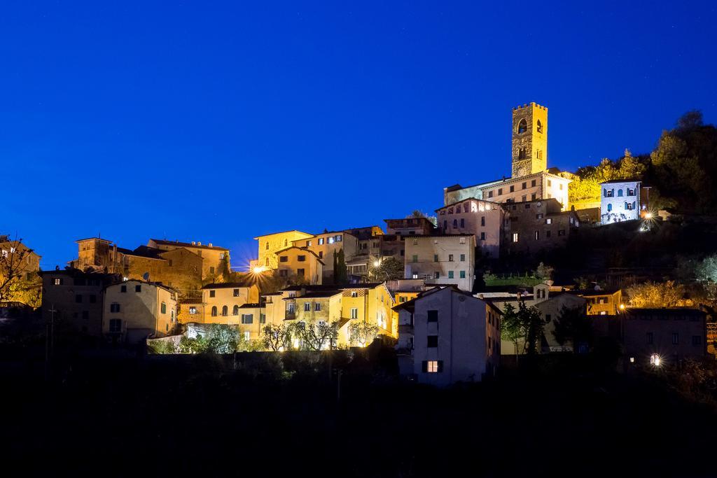 Holiday Home Il Borgo Degli Agrumi Uzzano Kültér fotó