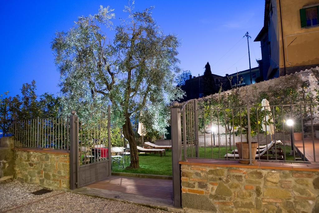 Holiday Home Il Borgo Degli Agrumi Uzzano Kültér fotó